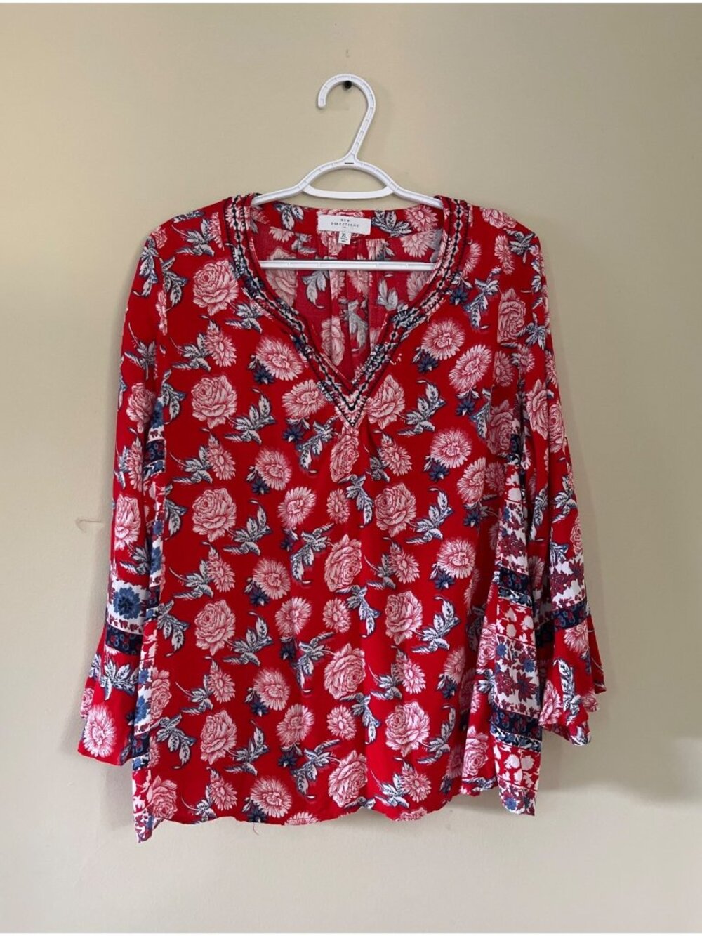 New Directions Womens XLarge Red Floral Blouse Embroidered V-Neck Blouse